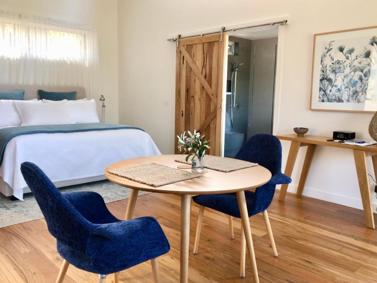 Messmates Luxury Eco Suites インヴァーロック エクステリア 写真